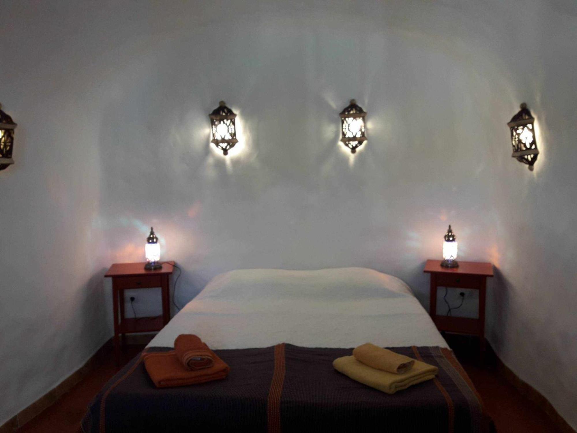 Cuevas Andalucia Guest House Baza Rom bilde